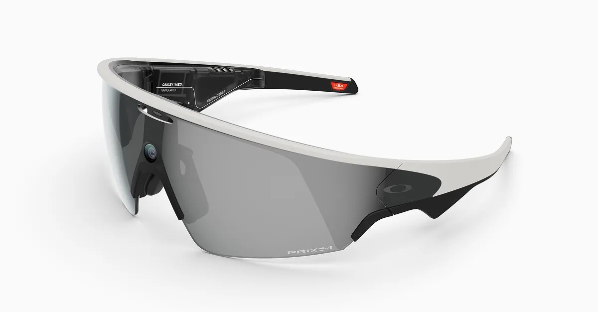 Oakley Meta Vanguard, official 3/4 product photo, white frames, dark lens, white background